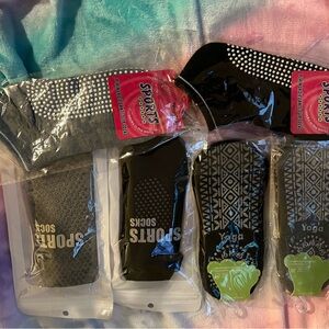 6 pairs of ballet/yoga non slip socks